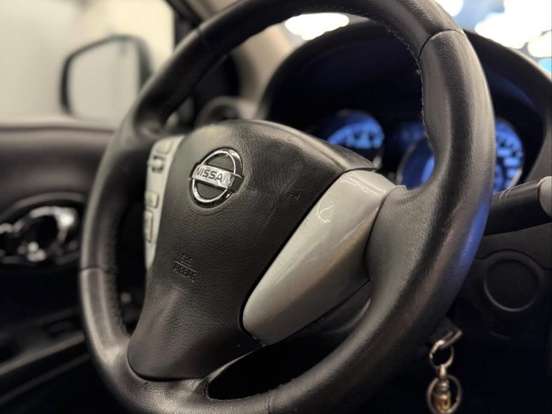 NISSAN-VERSA-2018
