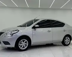 NISSAN VERSA 1.6 16V FLEXSTART SV 4P XTRONIC NISSAN VERSA 1.6 16V FLEXSTART SV 4P XTRONIC