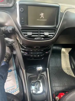 PEUGEOT-2008-2015