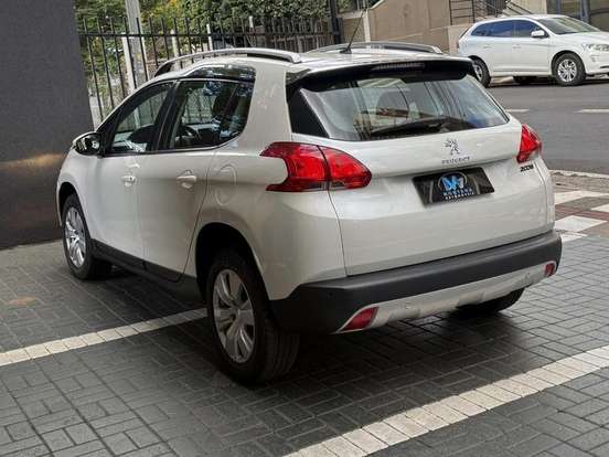 PEUGEOT-2008-2015