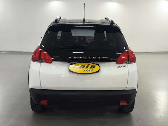 PEUGEOT-2008-2023