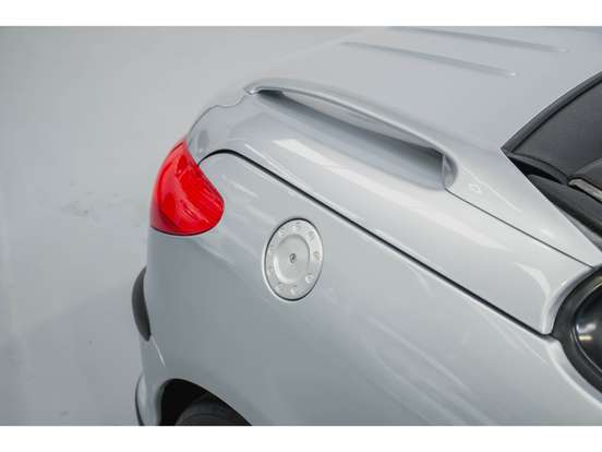 PEUGEOT-206-2001