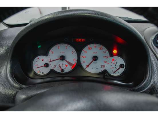 PEUGEOT-206-1.6 CC 16V GASOLINA 2P MANUAL PEUGEOT-206-2001