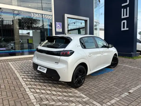 PEUGEOT-208-2023