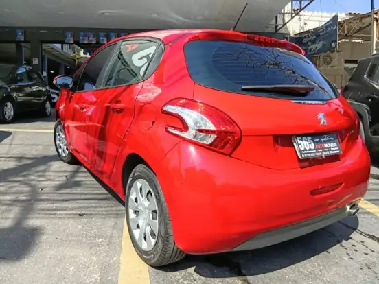 PEUGEOT-208-2013