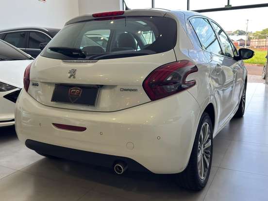 PEUGEOT-208-2016