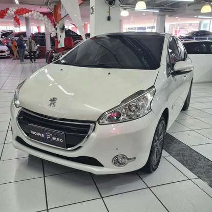 PEUGEOT-208-2015