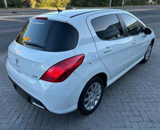 PEUGEOT-308-2013