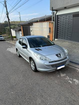 PEUGEOT 207 1.4 XR 8V FLEX 4P MANUAL