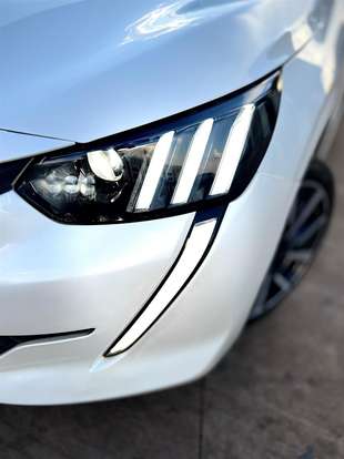 PEUGEOT-208-1.0 TURBO 200 FLEX STYLE CVT PEUGEOT-208-2024