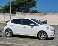 PEUGEOT 208 1.5 ACTIVE 8V FLEX 4P MANUAL PEUGEOT 208 1.5 ACTIVE 8V FLEX 4P MANUAL