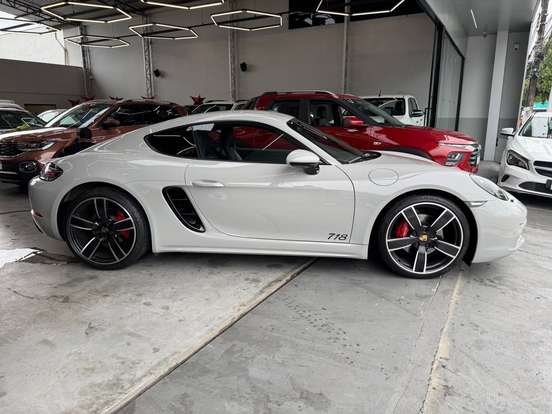 PORSCHE-718-2019
