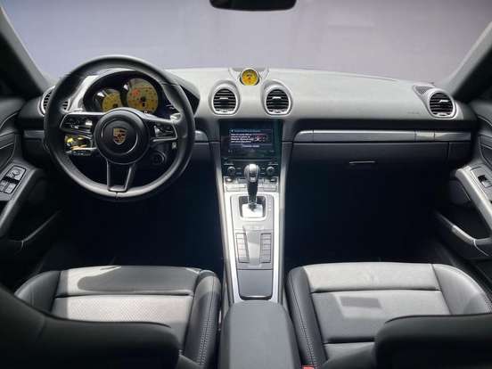 PORSCHE-718-2023