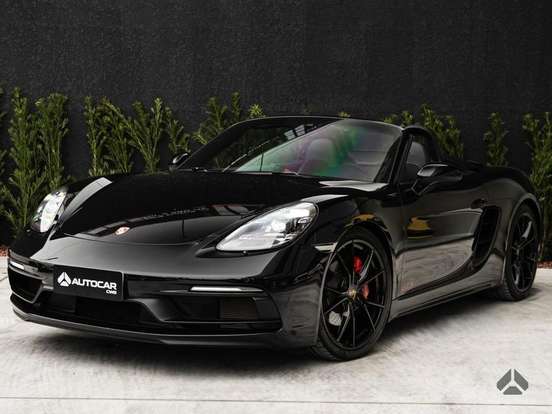 PORSCHE-718-2019