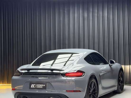 PORSCHE-718-2023
