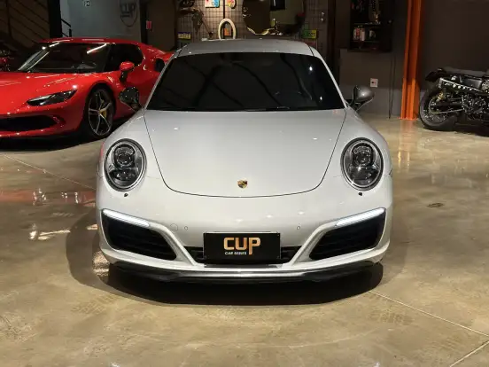 PORSCHE-911-2018