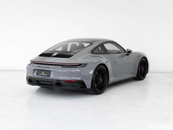 PORSCHE-911-2024