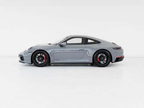 PORSCHE-911-2024
