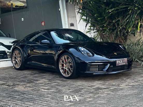 PORSCHE-911-2023