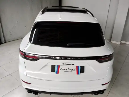 PORSCHE-CAYENNE-2019
