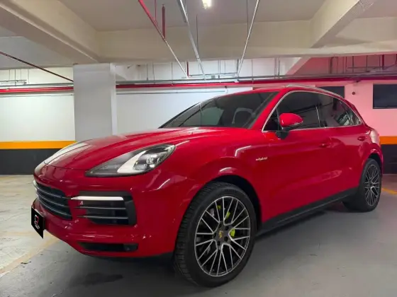 Porsche Cayenne 3.0 V6 E-Hybrid AWD Tiptronic S