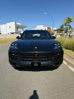 PORSCHE-CAYENNE-2024
