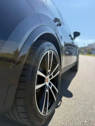 PORSCHE-CAYENNE-2024