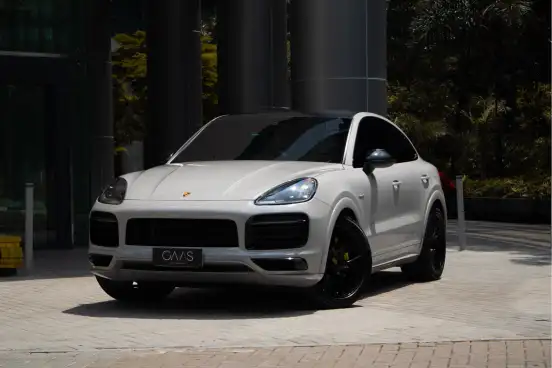 PORSCHE-CAYENNE-2022