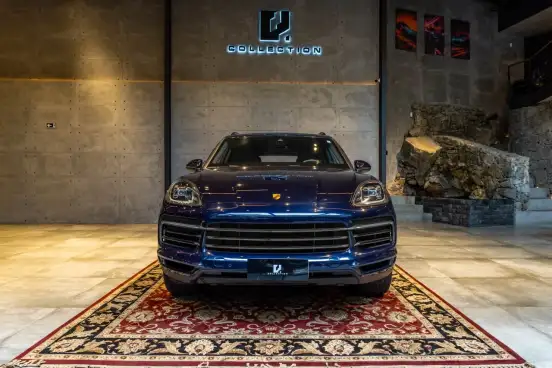 PORSCHE-CAYENNE-2019