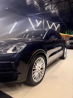 PORSCHE-CAYENNE-2019