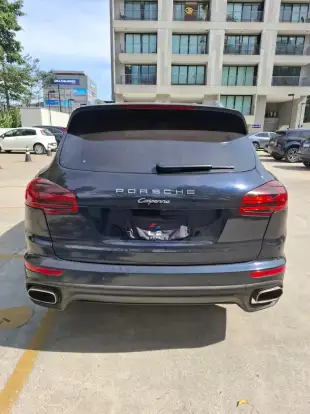 PORSCHE-CAYENNE-2016