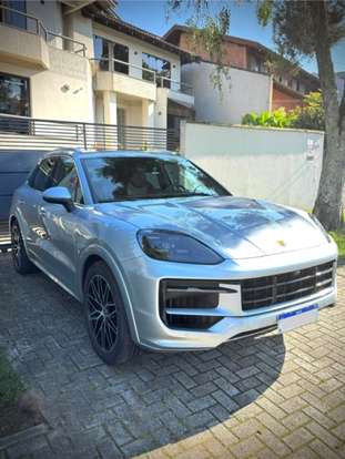 PORSCHE-CAYENNE-2024