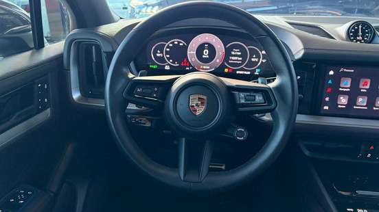 PORSCHE-CAYENNE-2024
