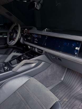 PORSCHE-CAYENNE-2024