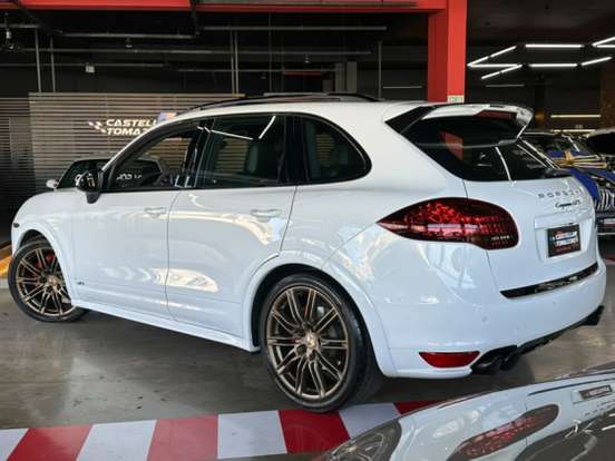 PORSCHE-CAYENNE-4.8 GTS 4X4 V8 32V GASOLINA 4P TIPTRONIC PORSCHE-CAYENNE-2013
