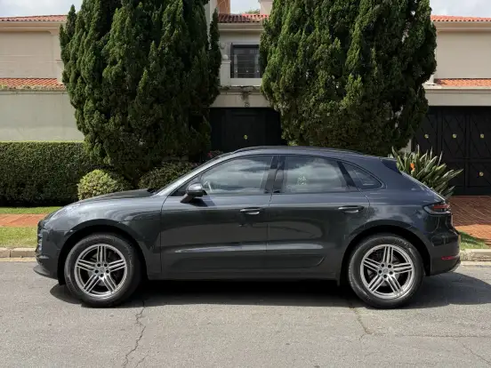 PORSCHE-MACAN-2.0 16V GASOLINA 4P AUTOMÁTICO PORSCHE-MACAN-2019