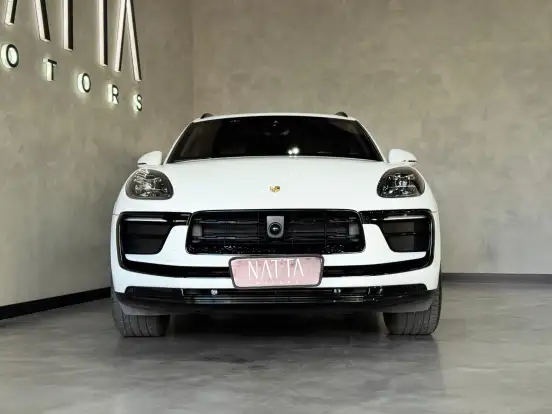 PORSCHE-MACAN-2024