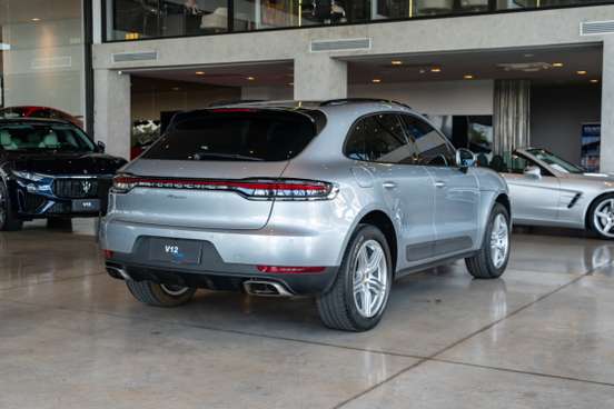 PORSCHE-MACAN-2020