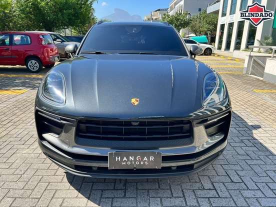 PORSCHE-MACAN-2025