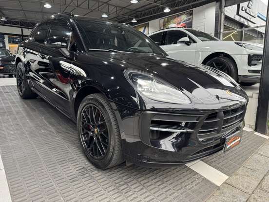 PORSCHE-MACAN-2020