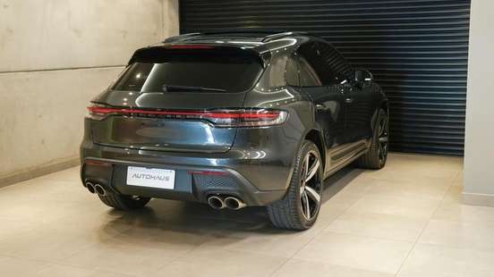 PORSCHE-MACAN-2024