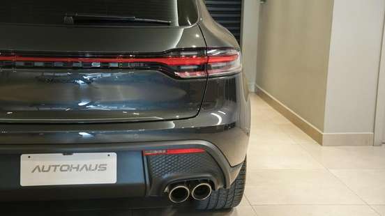 PORSCHE-MACAN-2024