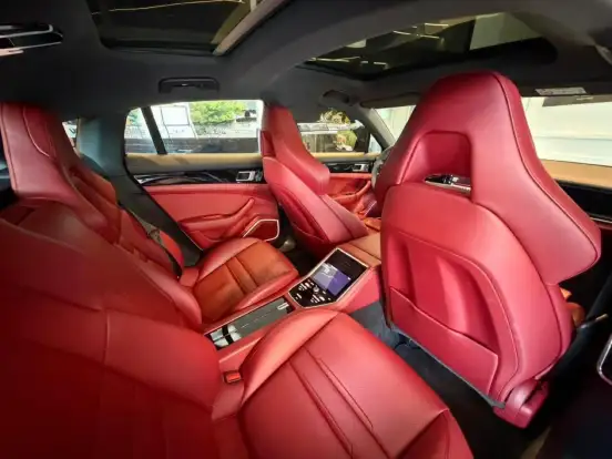 PORSCHE-PANAMERA-2021
