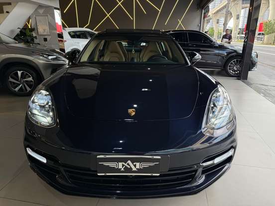 PORSCHE-PANAMERA-2018