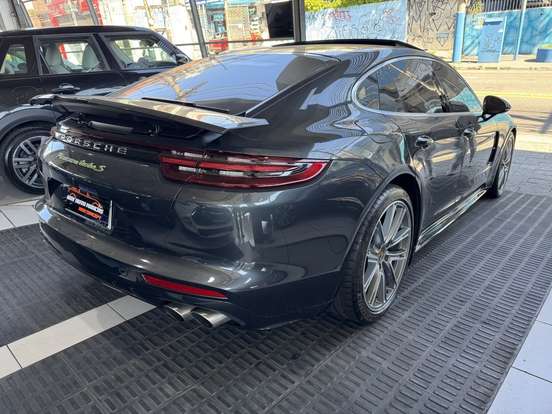 PORSCHE-PANAMERA-4.0 V8 E-HYBRID TURBO S PDK PORSCHE-PANAMERA-2017