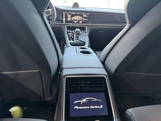 PORSCHE-PANAMERA-4.0 V8 E-HYBRID TURBO S PDK PORSCHE-PANAMERA-2017