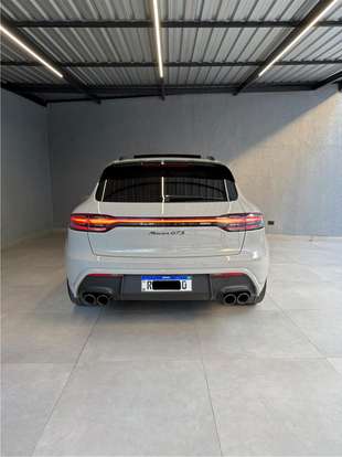 PORSCHE-MACAN-2022