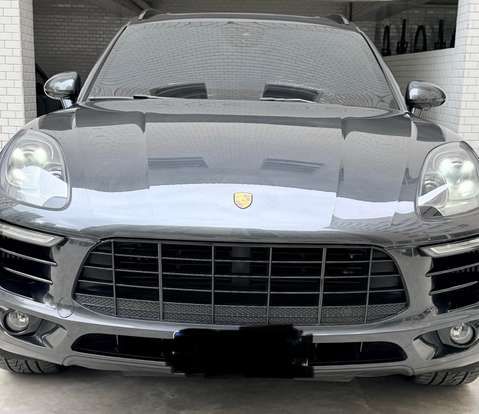 PORSCHE-MACAN-2016