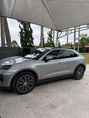 PORSCHE-MACAN-2025