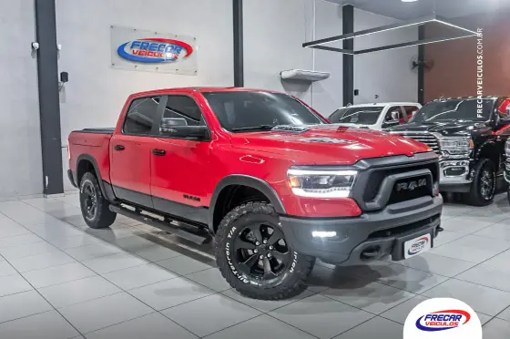 RAM 1500 5.7 V8 GASOLINA REBEL CD 4X4 AUTOMÁTICO